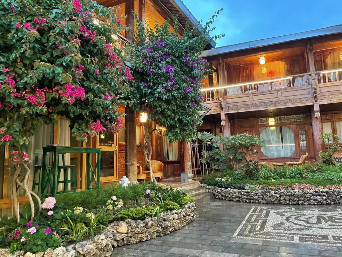 Lijiang Rongyi Homestay Buitenkant foto