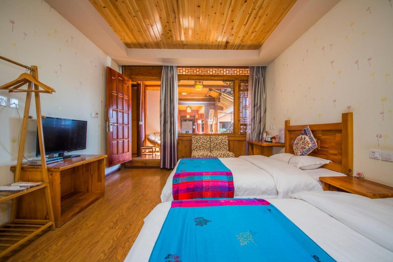 Lijiang Rongyi Homestay Buitenkant foto